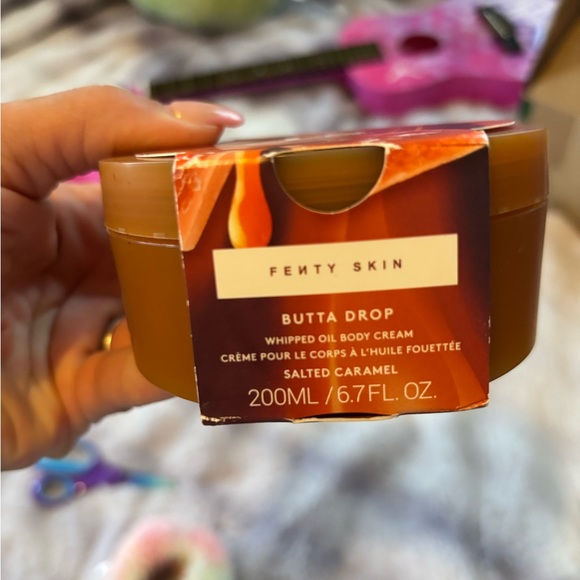 Fenty Beauty Butta Drop Whipped Oil Body Cream - Salted Caramel - Picture 2 of 3